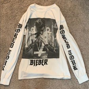 Graphic long sleeve shirt
